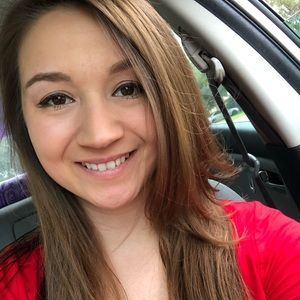 Meet your Posher, Jillian